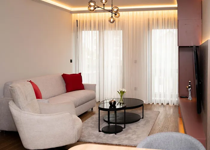 Daire Palazzo Centro Podgoriçe