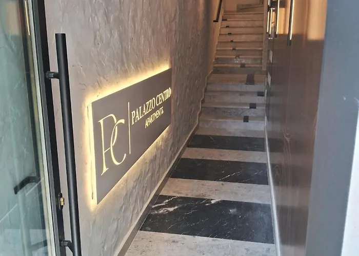 Palazzo Centro Daire Podgoriçe